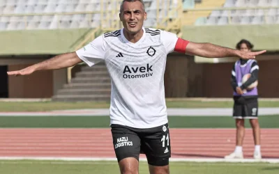 Kaptan Murat Uluç, 44 yaşında kulübü için fedakarlık yapıyor.