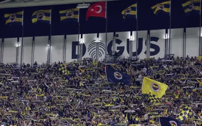 Fenerbahçe’den üç oyuncuya birden imza attı