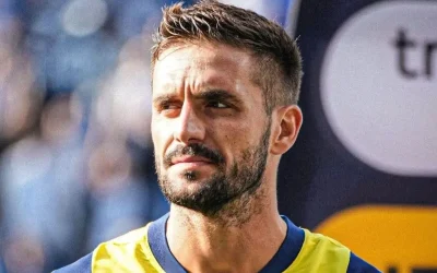 Milli yıldızımız için sürpriz transfer teklifi!