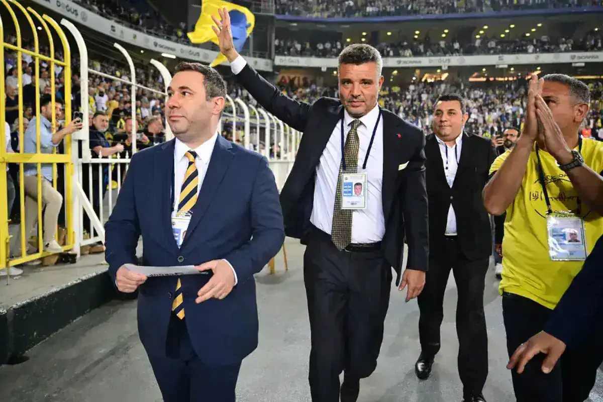 fenerbahce-baskan-adayligini-aciklayan-sadettin-18842433_3807_amp.jpg