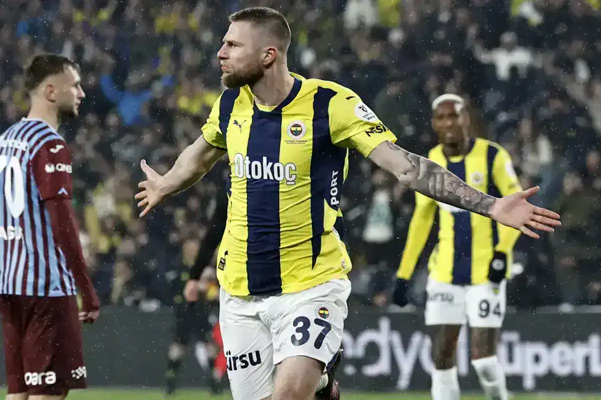 fenerbahce-ve-psg-anlasmaya-vardi-gozler-18820258_5339_amp.jpg