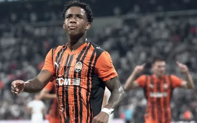 Shakhtar Donetsk’li oyuncuya ırkçılık yapan taraftara Beşiktaş ceza verdi.