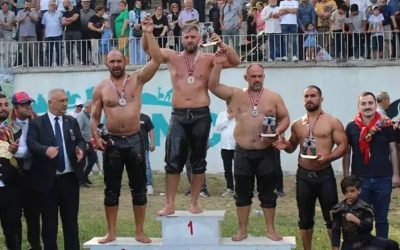 Domaniç Yağlı Pehlivan Güreşleri’nde Nedim Gürel Başpehlivan oldu