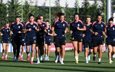 FOMGET Kadın Futbol Takımı, CL Finali İçin Hazır!