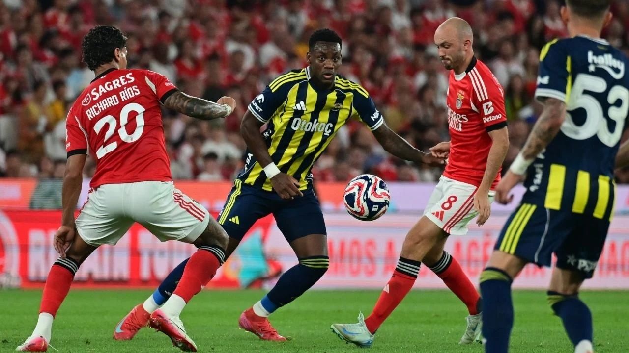Fenerbahçe, Benfica'ya UEFA Şampiyonlar Ligi'nde rakip olacak