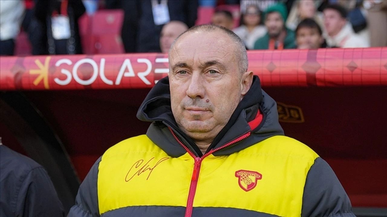 Göztepe Teknik Direktörü Stoilov 'Fırsatları İyi Değerlendiremiyoruz'