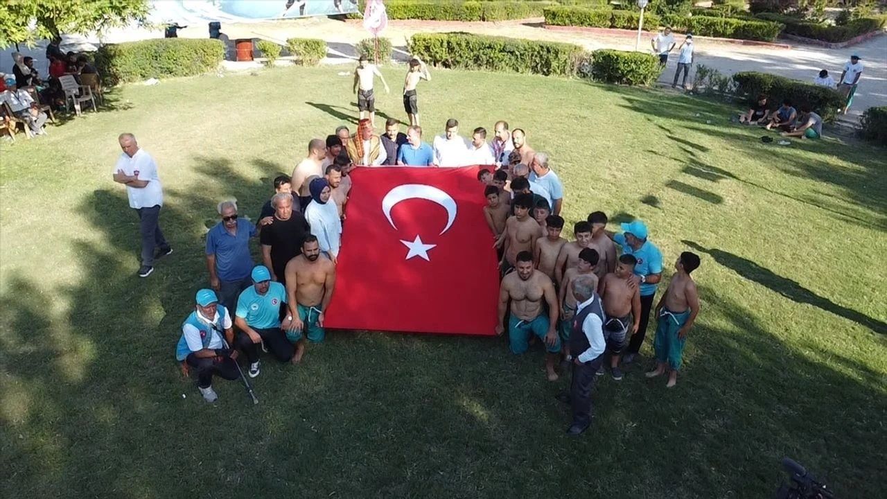 Gülnar'da Kültür ve Yöresel Ürünler Festivali Sürüyor