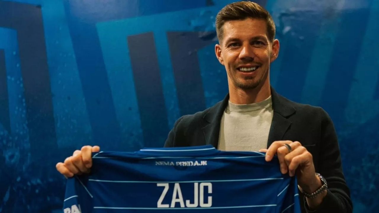 Miha Zajc, Dinamo Zagreb'e 2 yıllık sözleşme imzaladı.