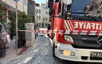 Beşiktaş’ta 3 Katlı Bina Yangın Alarmı