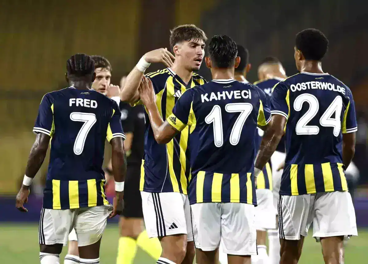 fenerbahce-uefa-ya-listesini-bildirdi-18906836_amp.jpg