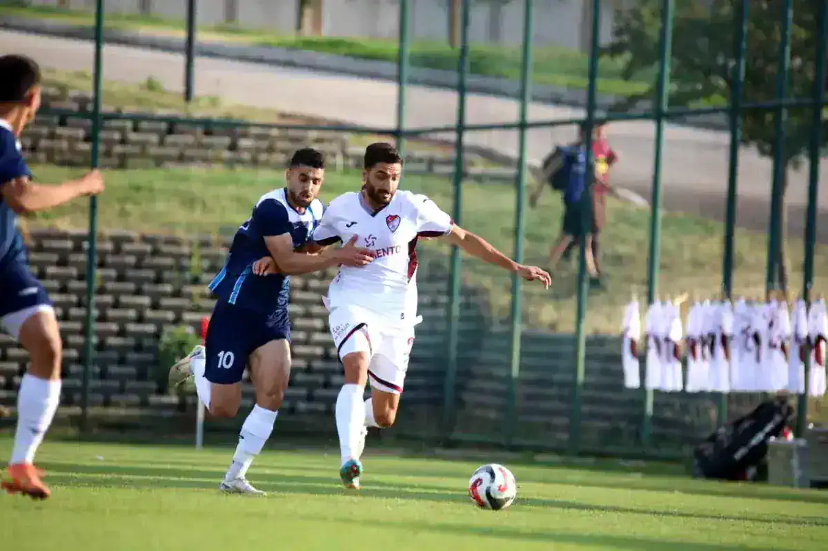 hazirlik-maci-elazigspor-2-gol-gohar-sirjan-2-18912207_amp.jpg