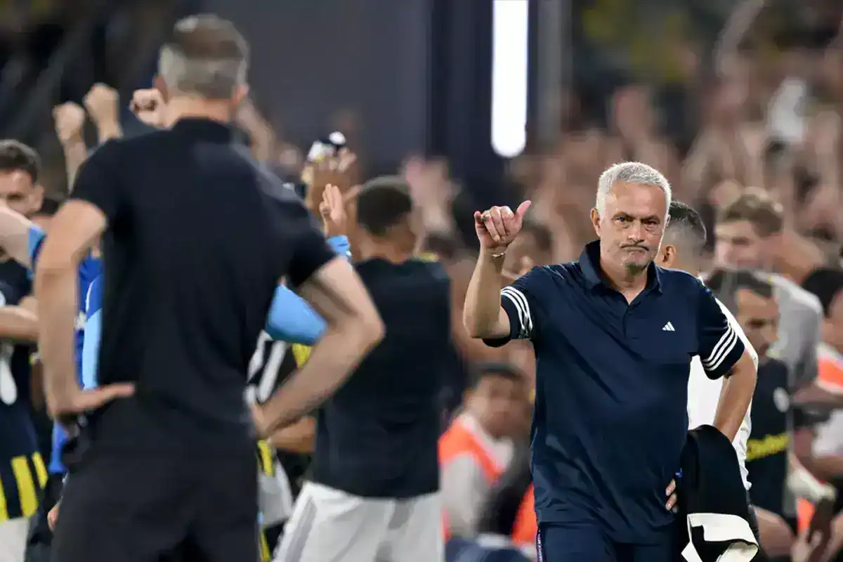mourinho-feyenoord-un-kabusu-oldu-yine-ayni-18941332_7508_amp.jpg