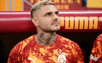 Osimhen ve Icardi’ye tribünlerden coşkulu sevgi gösterisi!
