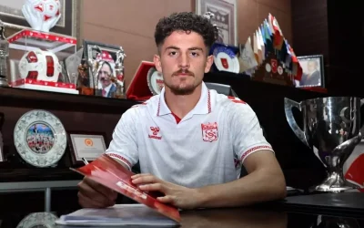 Sivasspor’un Genç Yıldızı Emirhan Başyiğit Yeniden Anlaştı