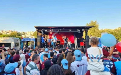 Trabzonspor’un 56. Yıl Dönümü İstanbul’da Coşkuyla Kutlandı
