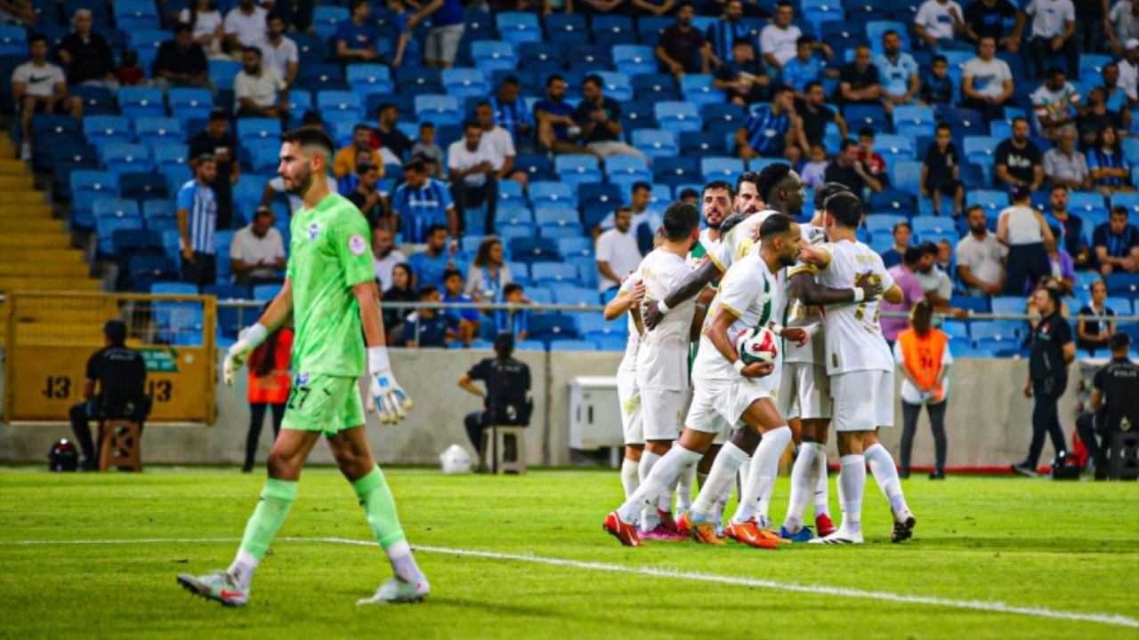 Adana Demirspor, Amed SF'ye 8-1 Farkla Yenildi