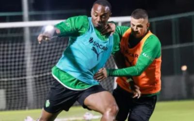 Alagöz Holding Iğdır FK, Hatayspor’u 4-2 mağlup ederek liderliği ele geçirdi.