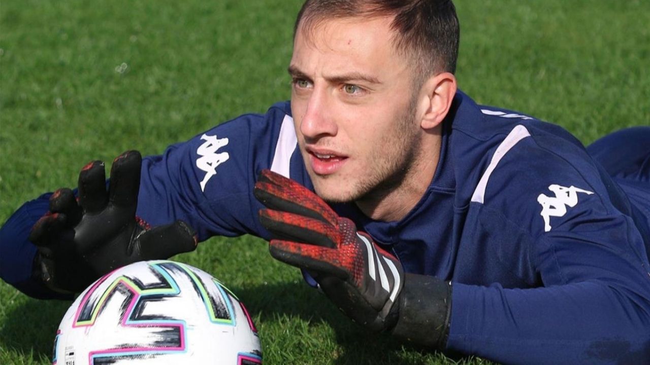 Antalyaspor, Doğukan Özkan'ı Yalova FK'ya kiraladı