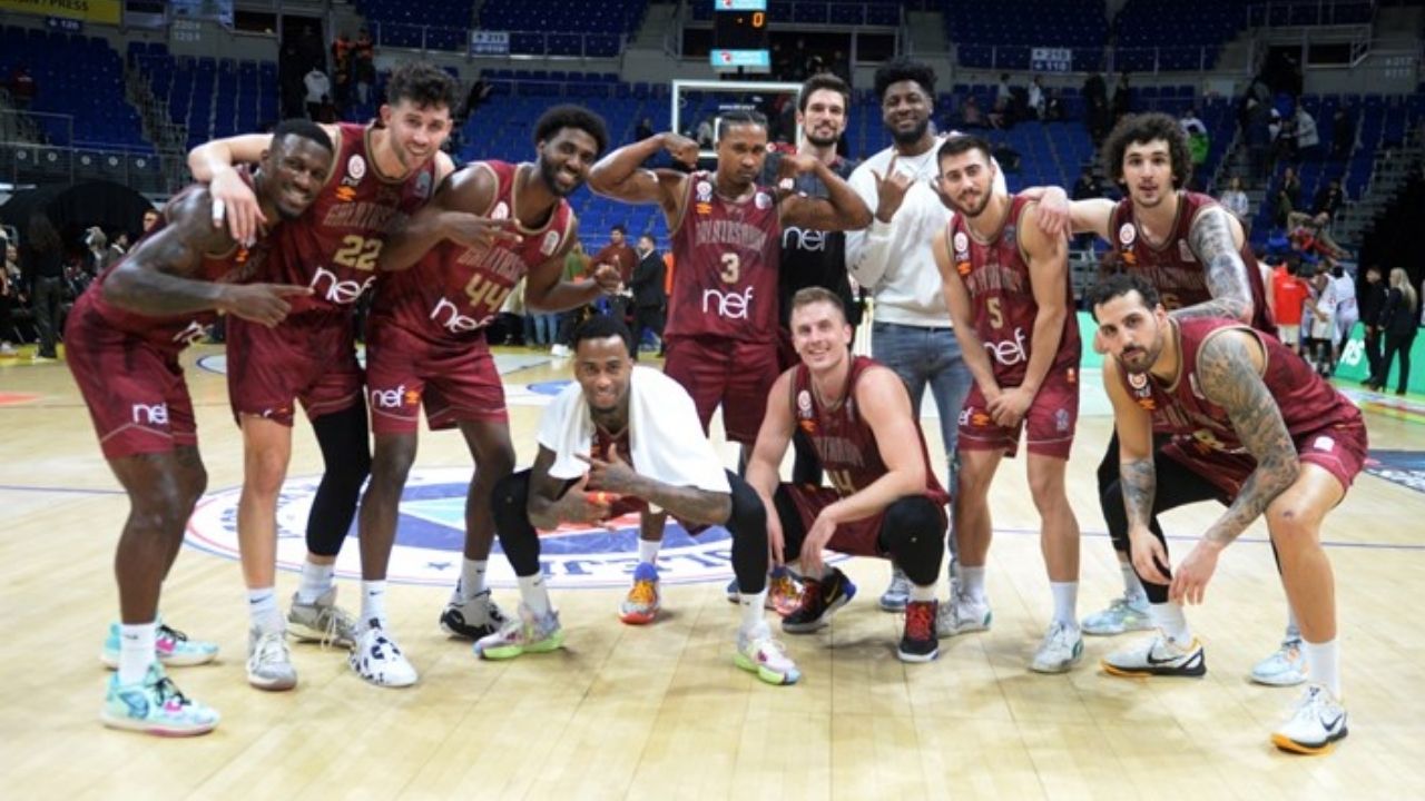 Bahçeşehir Koleji, Galatasaray'ı 93-86 mağlup ederek sezonu galibiyetle açtı.