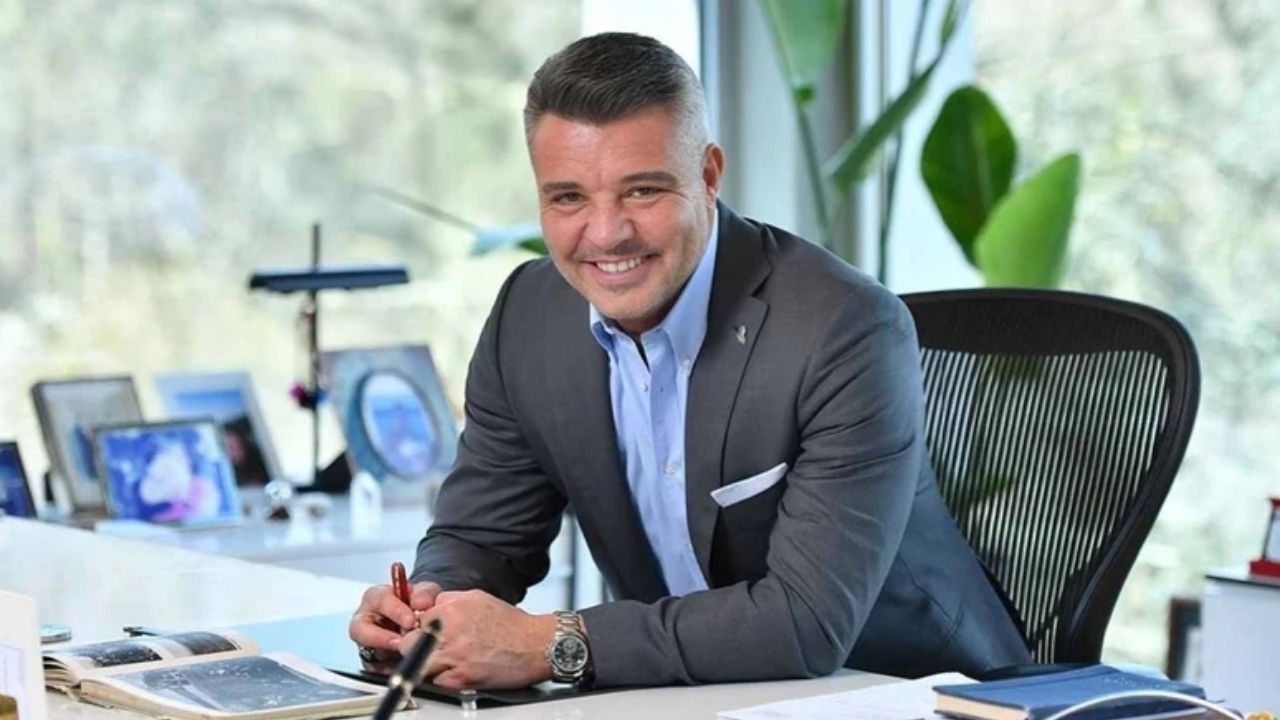 Fenerbahçe Seçiminde Sadettin Saran Yönetim Listesini Sundu