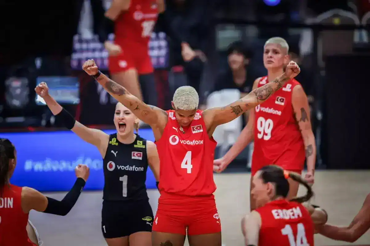 a-milli-kadin-voleybol-takimi-dunya-sampiyona-19014510_amp.jpg