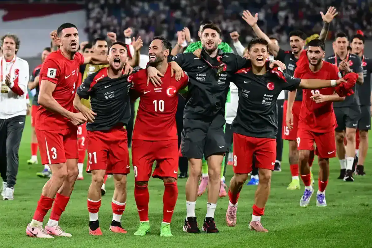 a-milli-takim-71-yil-sonra-bir-ilk-pesinde-19021078_548_amp.jpg