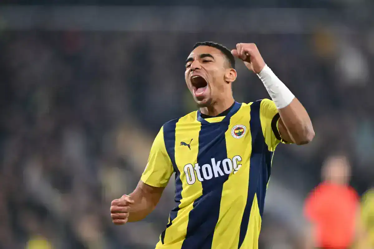fenerbahce-djiku-nun-sozlesmesini-feshetti-19026633_3050_amp.jpg