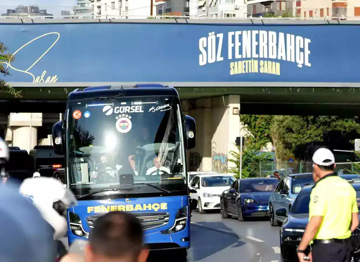 fenerbahce-stada-geldi-19047512_amp.jpg