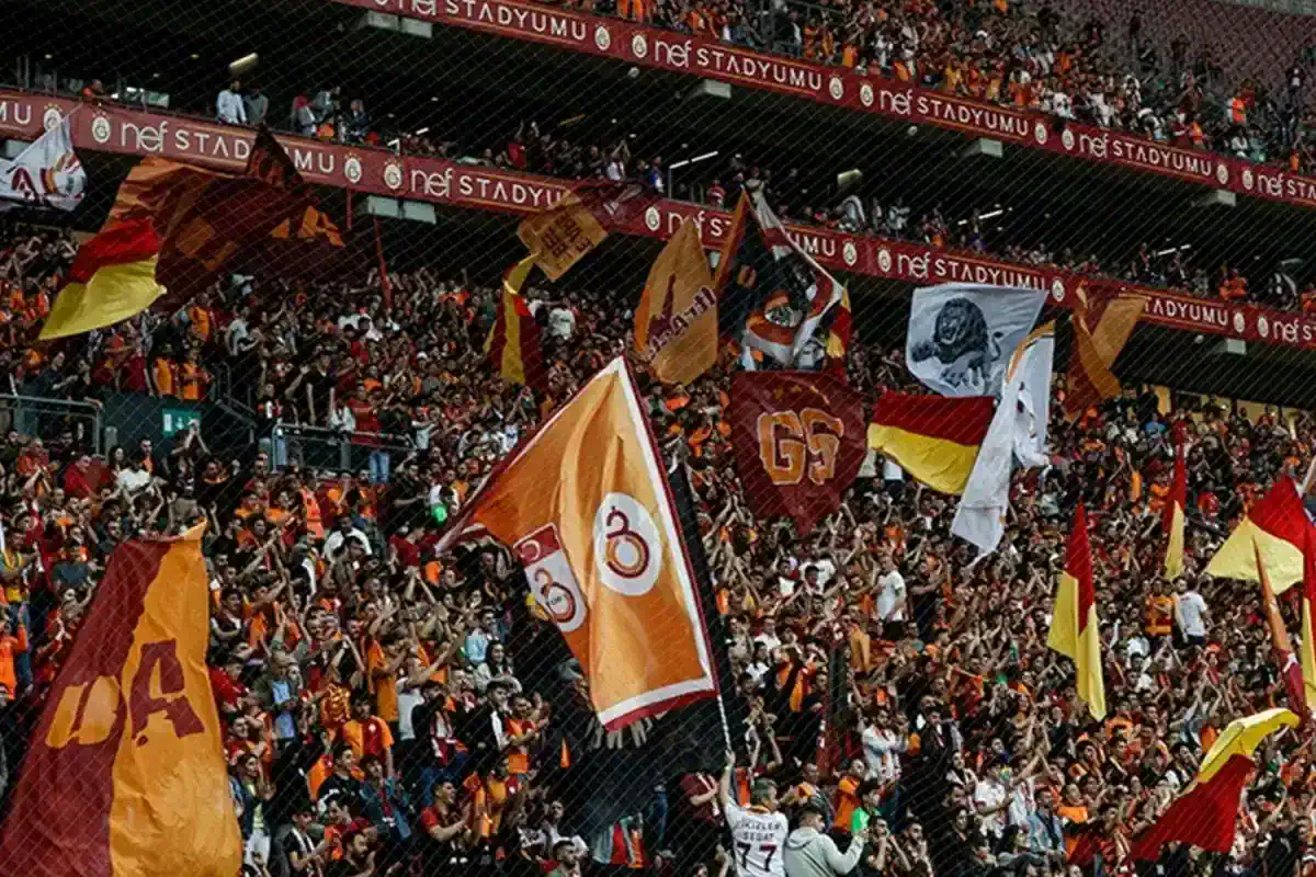 galatasaray-taraftari-kahredecek-hesaplama-19067813_4824_amp.jpg