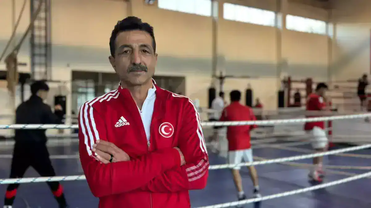 genc-erkek-boks-milli-takimi-avrupa-sampiyona-19094896_amp.jpg
