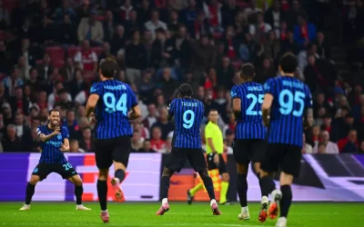 Hakan Çalhanoğlu, Inter’i 2-0 mağlup eden Ajax’ı yönlendirdi.