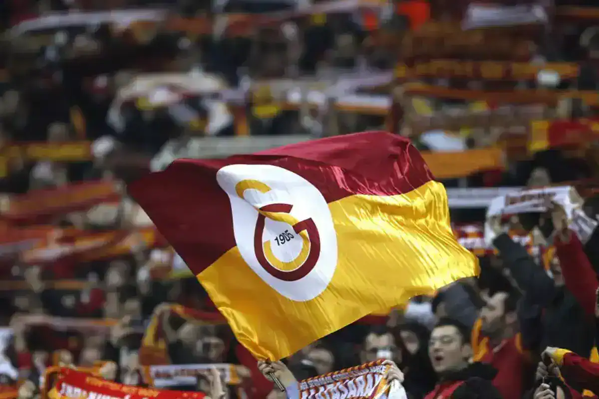 herkes-merakla-bekliyordu-galatasaray-a-19052072_8330_amp.jpg