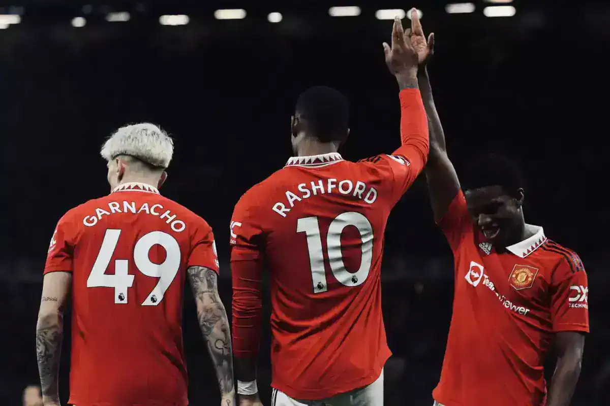 manchester-united-dan-turkiye-ye-transferler-ust-19021094_827_amp.jpg