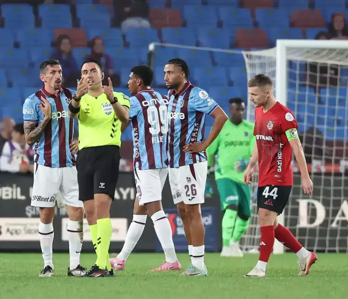 trabzonspor-dan-arda-kardesler-isyani-19070796_amp.jpg