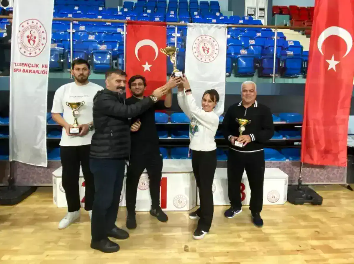 29-ekim-cumhuriyet-kupasi-taekwondo-turnuvasi-19167291_amp.jpg
