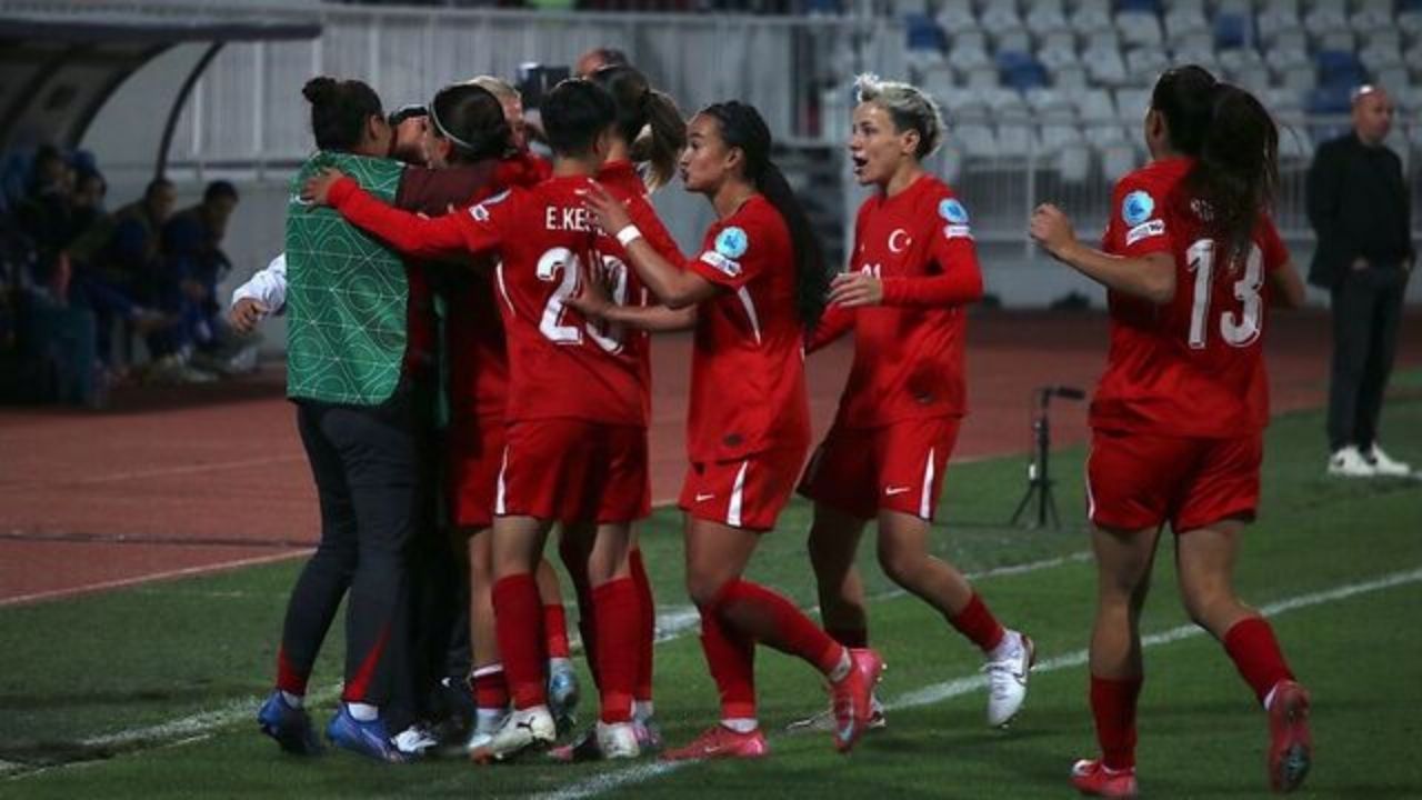 A Milli Kadın Futbol Takımı, Kosova’yı Farklı Mağlup Etti