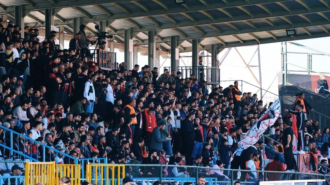 Bugün Siyasi ve Spor Olayları Yakından Takip Edin