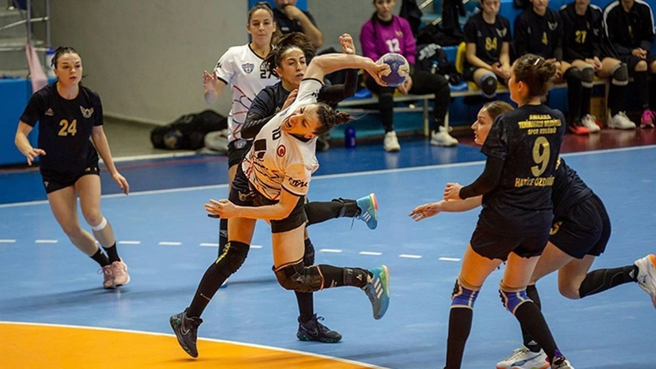 Hentbol Süper Ligi 8. Haçta Sonuçlar