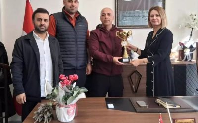 Kütahya’da 3×3 Basketbol Turnuvası’nda İlçe Milli Eğitim Takımı Şampiyon oldu