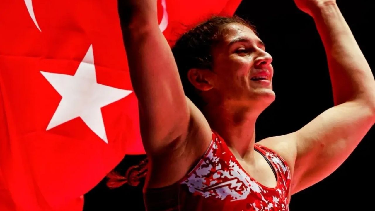 Nesrin Baş, U23 Dünya Güreş Şampiyonu!