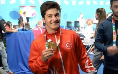 Muhammed Furkan Özbek: Dünya Halter Şampiyonu