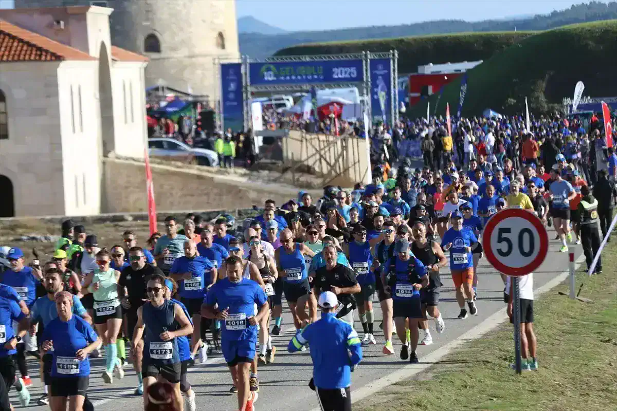 canakkale-de-10-uluslararasi-gelibolu-maraton-19139612_amp.jpg