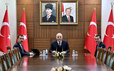 Hani’ye Yeni 765 Kişilik Spor Salonu Açıldı