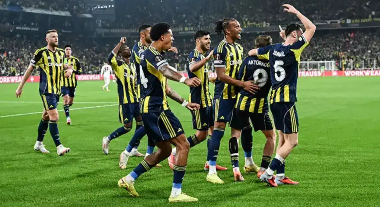 fenerbahce-11-i-super-lig-gaziantep-fk-19191770_3366_amp.jpg