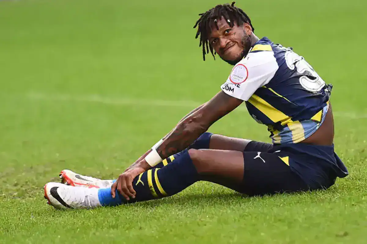 fenerbahce-de-fred-donemi-kapandi-19173993_7212_amp.jpg