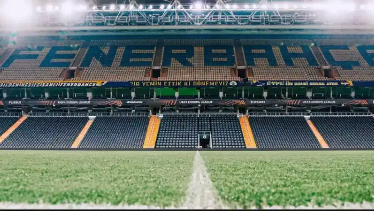 fenerbahce-stuttgart-macinda-hoparlorden-dijital-19183794_1134_amp.jpg