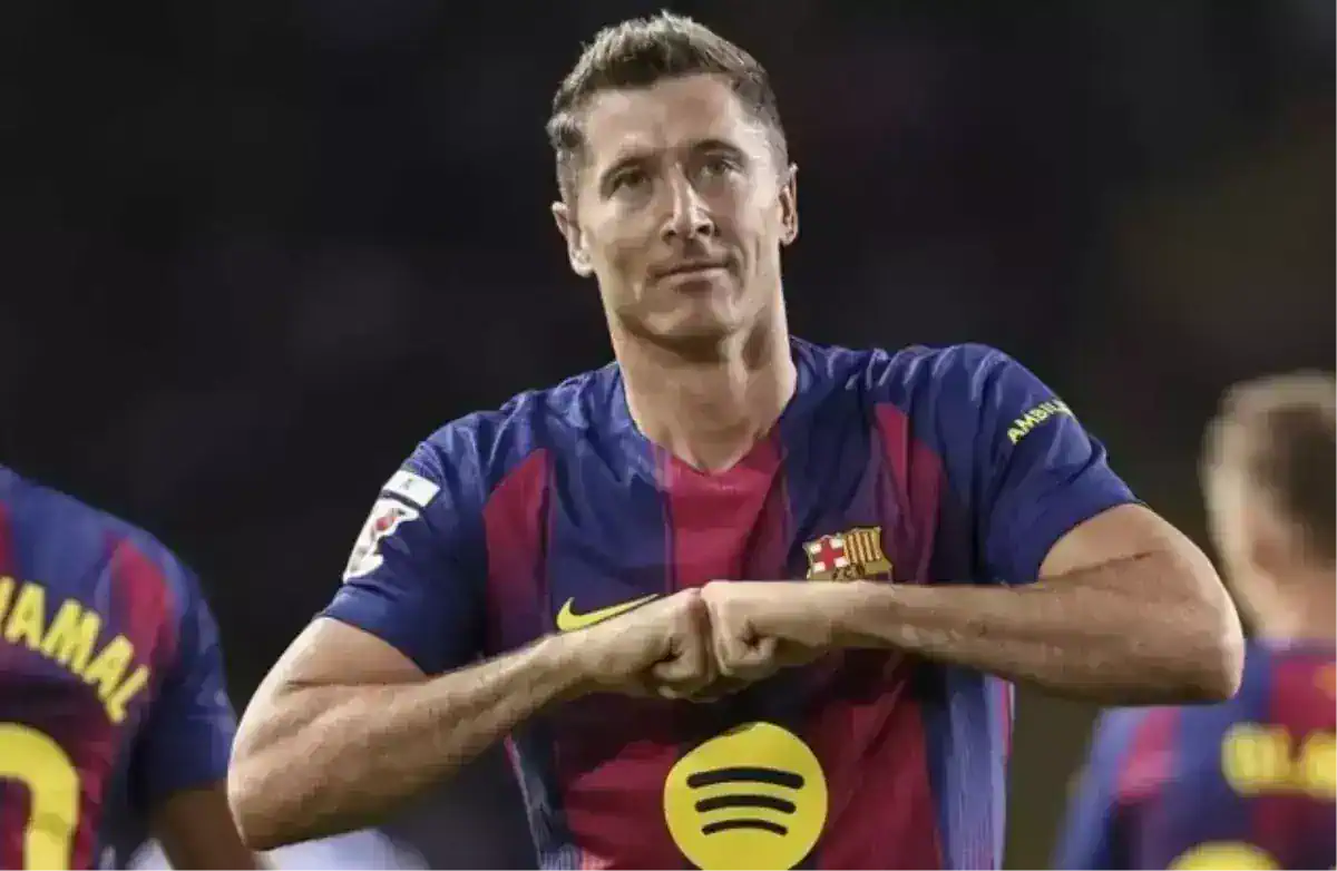 lewandowski-fenerbahce-ye-mi-geliyor-19144424_432_amp.jpg