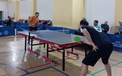 Düzce’de Öğretmenler Günü için Masa Tenisi Turnuvası yapıldı