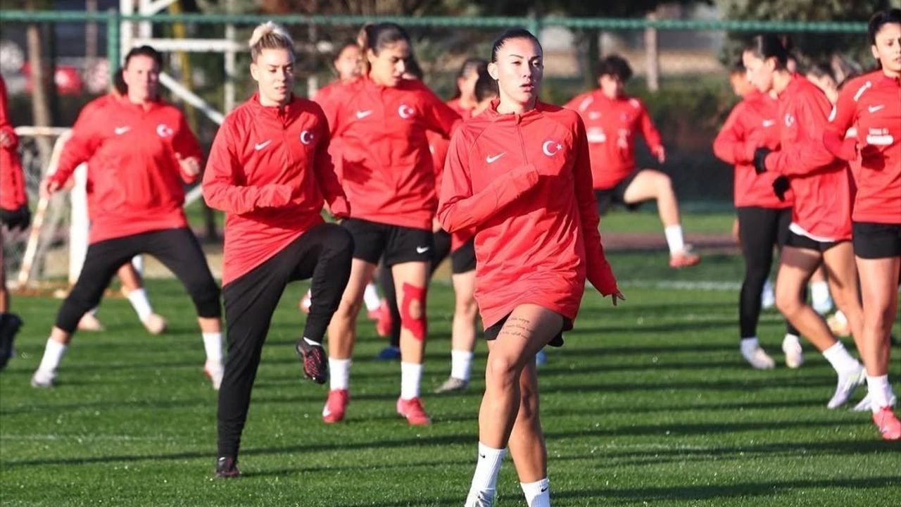 Genç Kadın Milli Takımı, Hazırlık Kampına Başladı