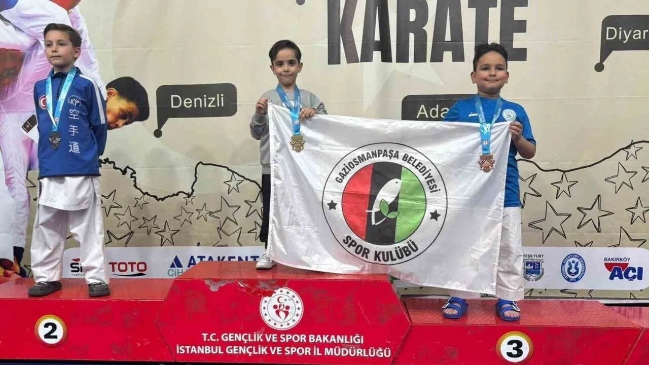 Kaan Ayaz Tac, Türkiye Yıldızlar Ligi'nde Altın Madalya Sahibi